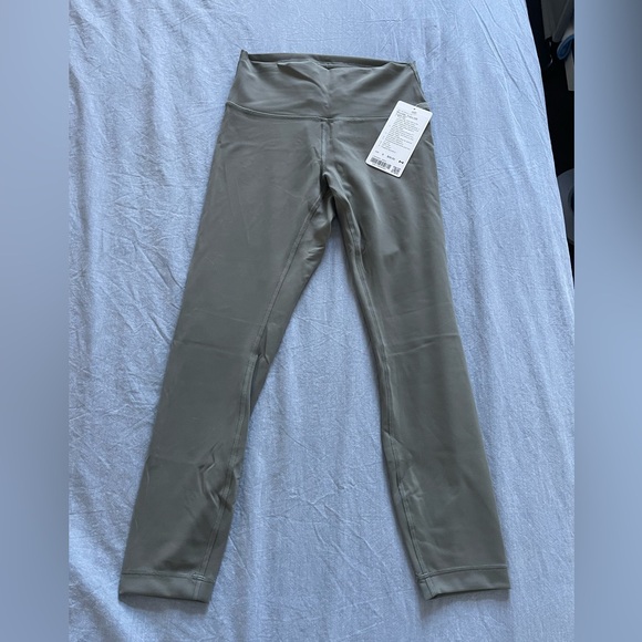NWT lululemon Wunder Train HR Short 25” - Picture 3 of 3